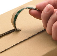 Universalversandverpackung z. Wickeln aus Wellpappe braun (B KL) m. Selbstklebeverschlu&szlig; u. Aufrei&szlig;faden, DIN A5, 217x155x -60 mm, Braun