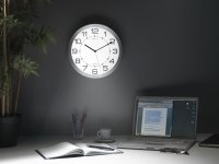 Unilux MOON Wanduhr metallgrau, Durchmesser: 35,5 cm, Ziffernblatt mit Hintergrundbeleuchtung, Stromversorgung &uuml;ber Batterie (1 x AA 1,5V) und Euro-Stecker